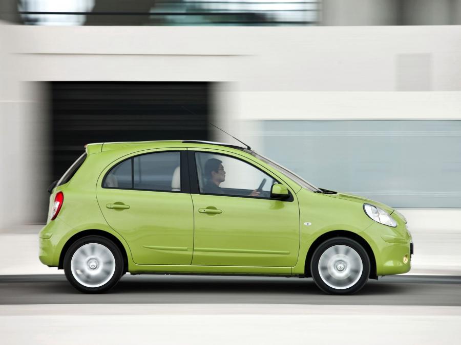 Nissan Micra 5-Door (K13) 2010 года  (фото 5 из 26)